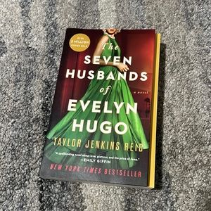 The Seven Husbands of Evelyn Hugo